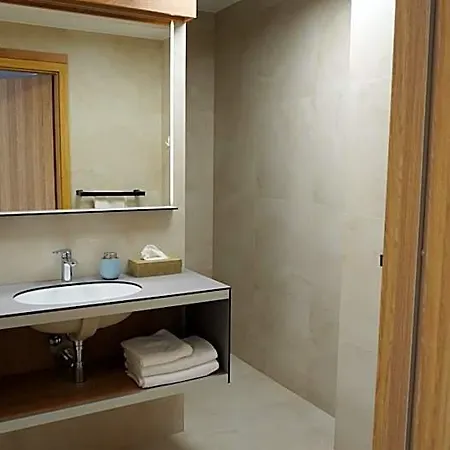 شقة فندقية Passage 3*