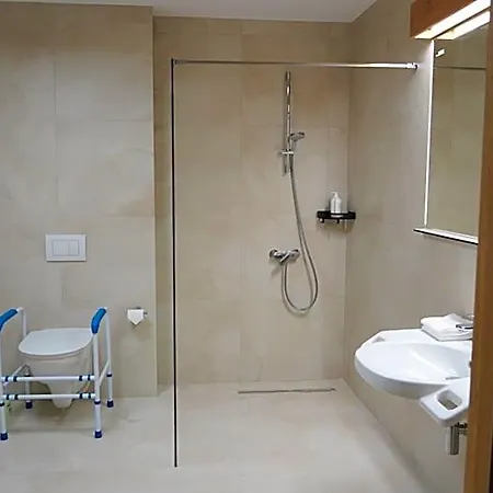 شقة فندقية Passage 3*